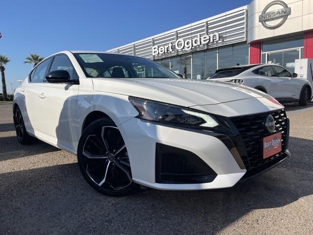 2023 nissan altima 2.5 sr