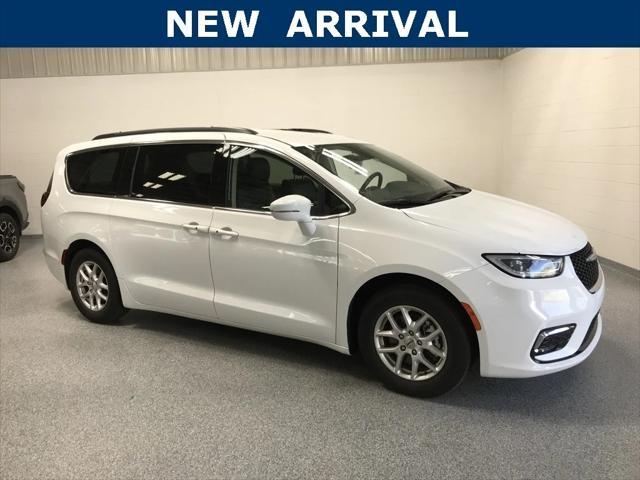 2022 chrysler pacifica touring l