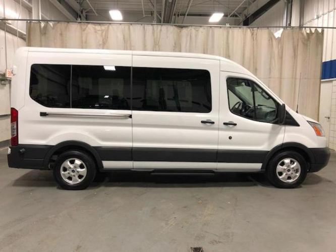 2018 ford transit passenger 350 xl 350 xl 3dr lwb medium roof passenger van w/sliding passenger side door for sale in westbrook, maine