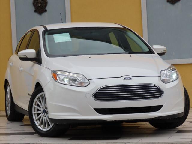 2017 ford focus electric base