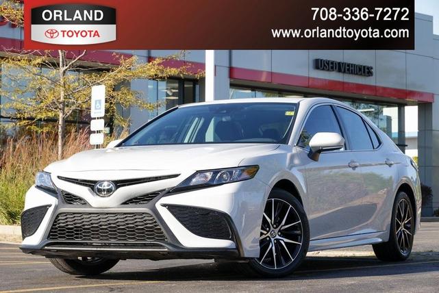 2023 toyota camry se