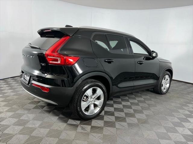 2020 volvo xc40 t5 momentum