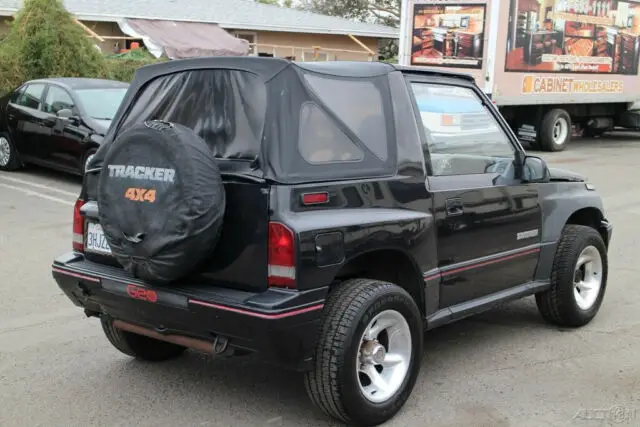 1990 geo tracker automatic 4 cylinder no reserve