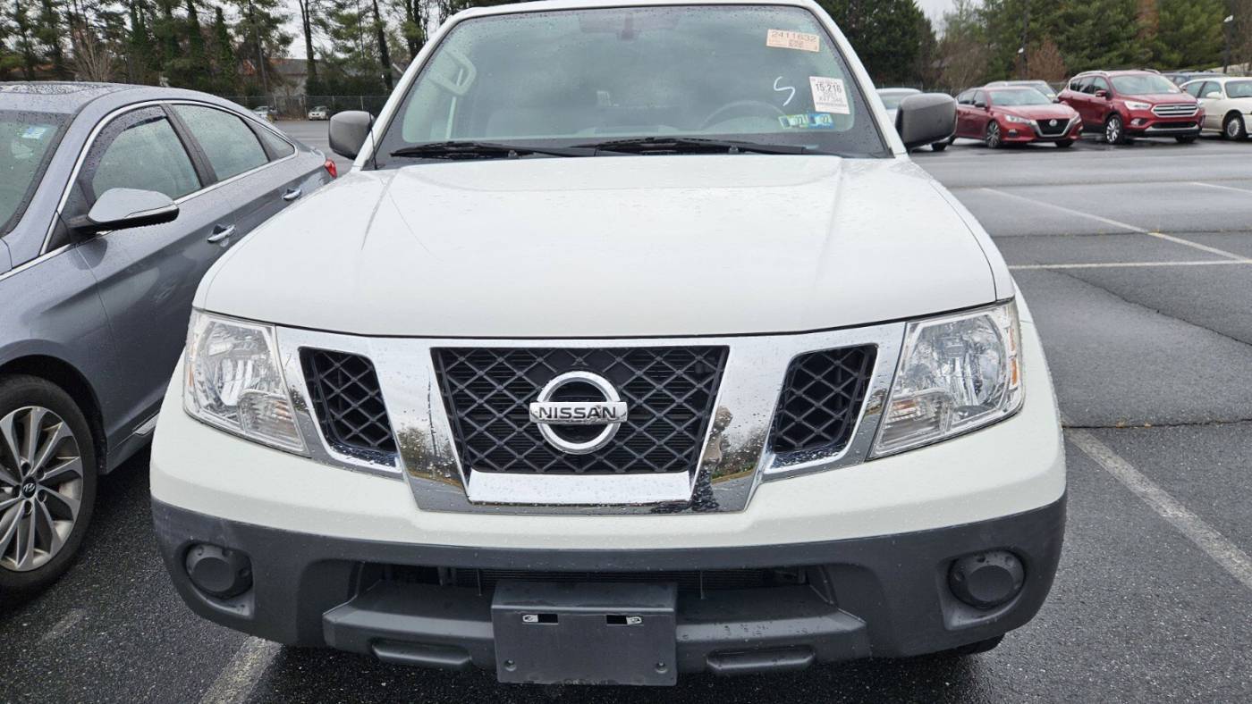 2021 nissan frontier s