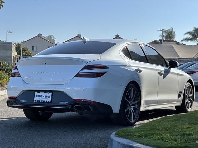 2022 genesis g70 2.0t rwd