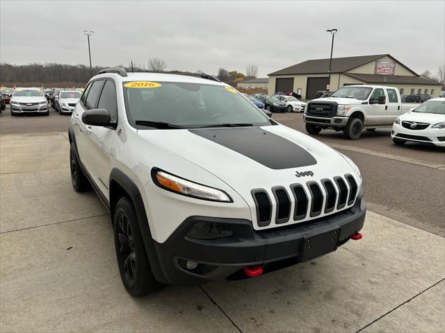 2016 jeep cherokee trailhawk