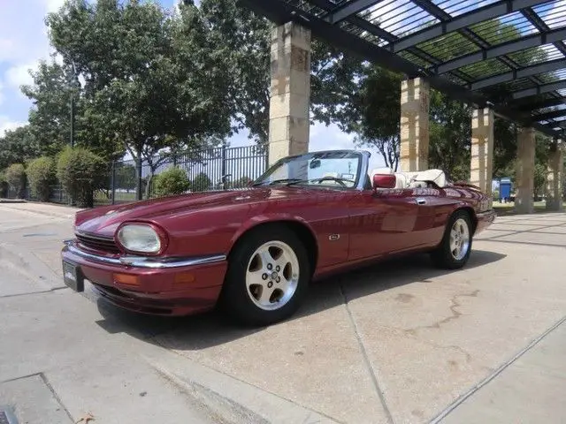 rare jaguar xjs 6.0 v12 convertible.i owner texas car.only 45k miles