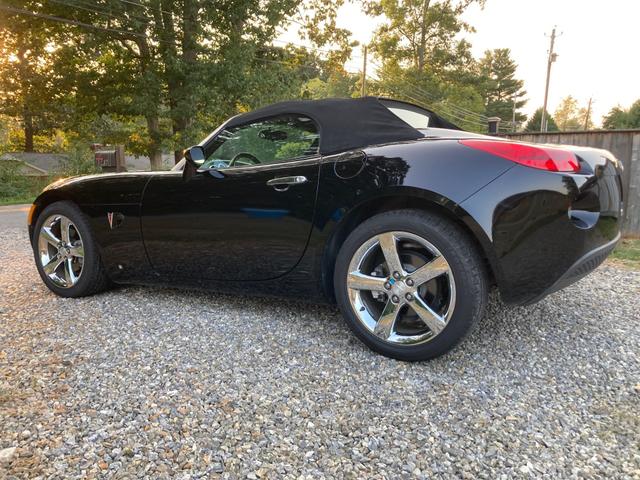 2006 pontiac solstice base