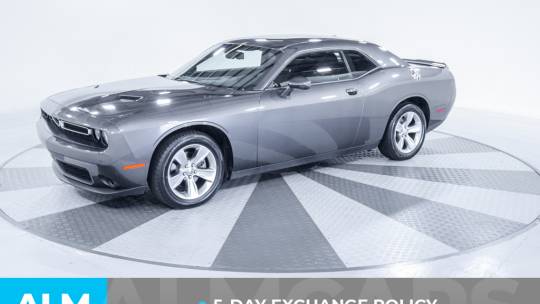 2022 Dodge Challenger sxt