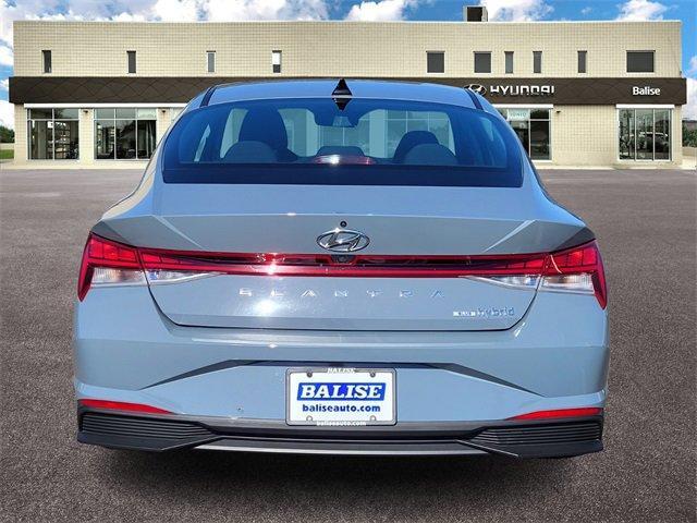 2021 hyundai elantra hev blue
