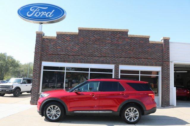 2023 ford explorer xlt