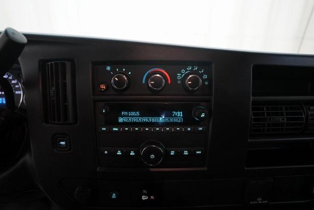 2022 gmc savana 2500 work van