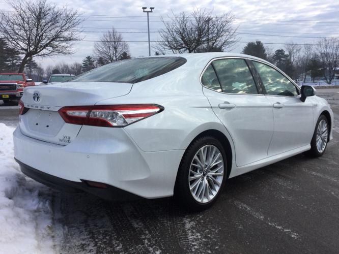 used 2018 toyota camry hybrid brunswick, me 04011 for sale in birch island, maine