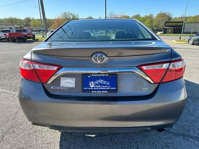 2016 toyota camry se sedan 4d in blue springs, missouri