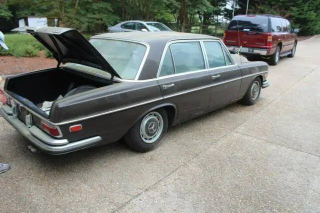 1969 mercedes benz 300sel 6.3 litre barn find original and unmoletsed sel 6.3