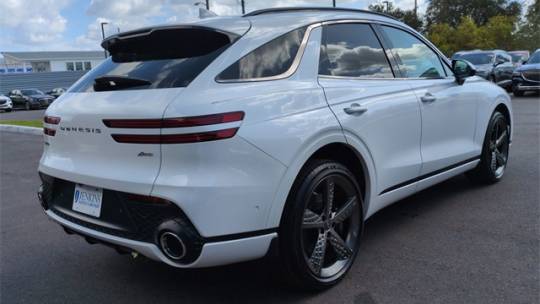 2025 Genesis GV70