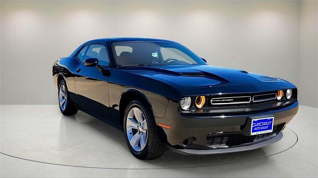 2023 dodge challenger sxt