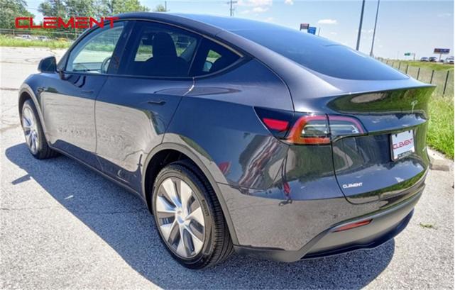 2024 tesla model y long range