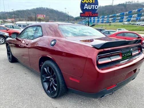 2018 dodge challenger sxt in knoxville, tennessee