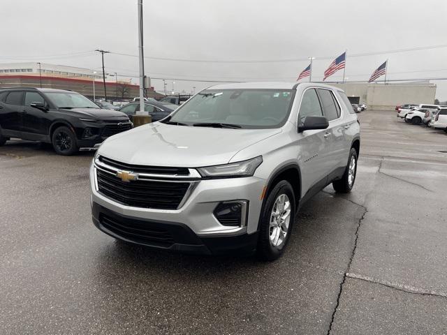 2022 chevrolet traverse ls
