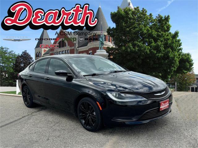 2017 chrysler 200 lx