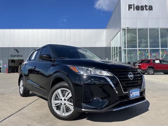 2023 nissan kicks s