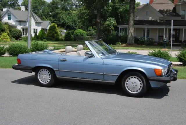 1987 mercedes 560sl roadster : 46,000 original miles : family owned : beautiful
