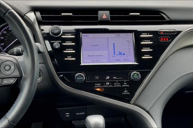 2019 toyota camry se