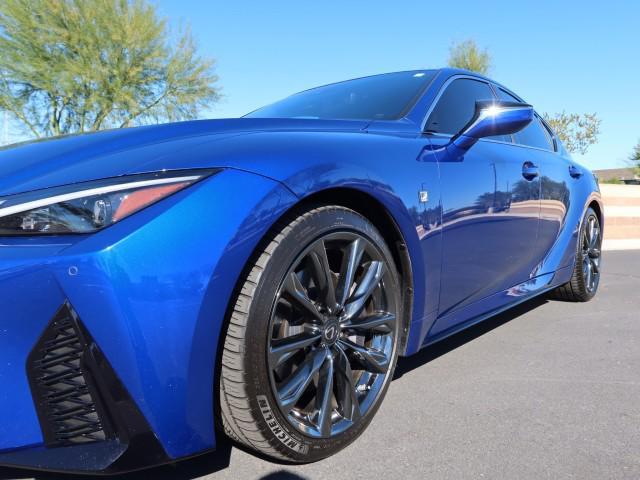 2022 lexus is 350 base