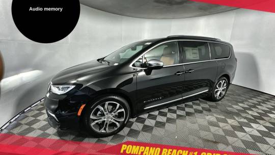 2024 Chrysler Pacifica