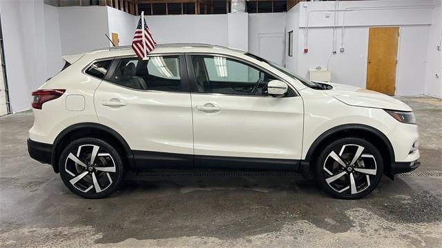 2021 nissan rogue sport sl