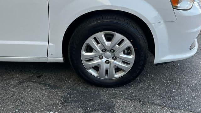 2019 dodge grand caravan se in bakersfield, california