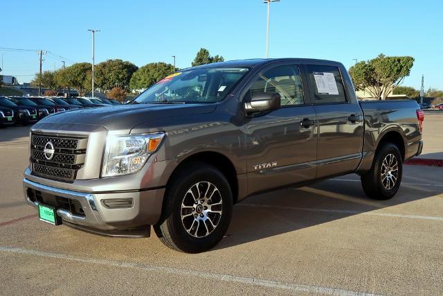 2023 nissan titan sv