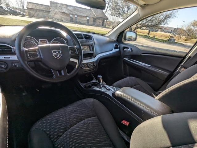 2019 dodge journey se