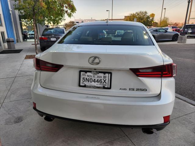 2014 lexus is 250 base