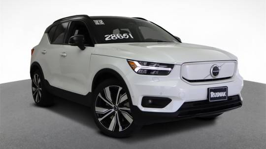 2022 Volvo XC40