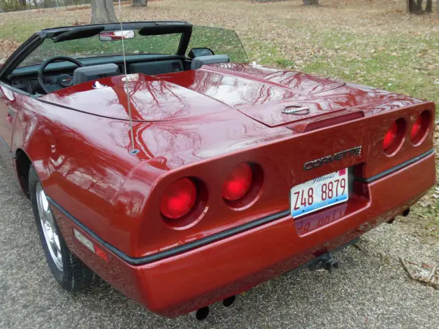 1986 chevrolet corvette convertible 37,000 miles automatic chrome wheels