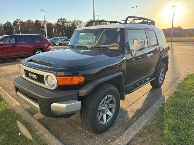2014 toyota fj cruiser base