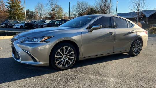 2020 Lexus ES