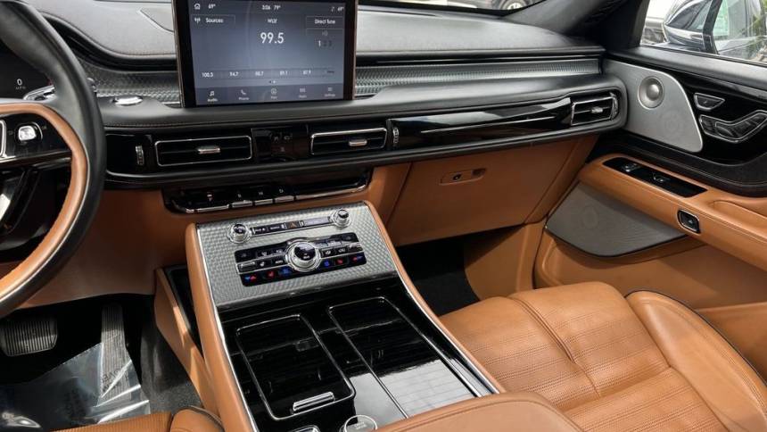 2020 lincoln aviator black label