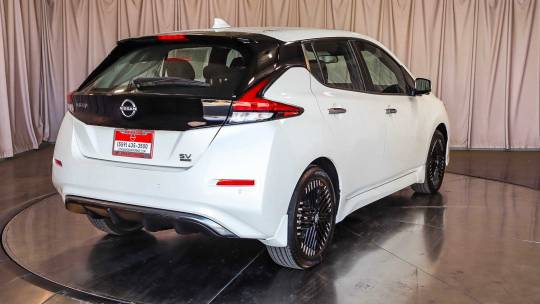 2025 Nissan Leaf
