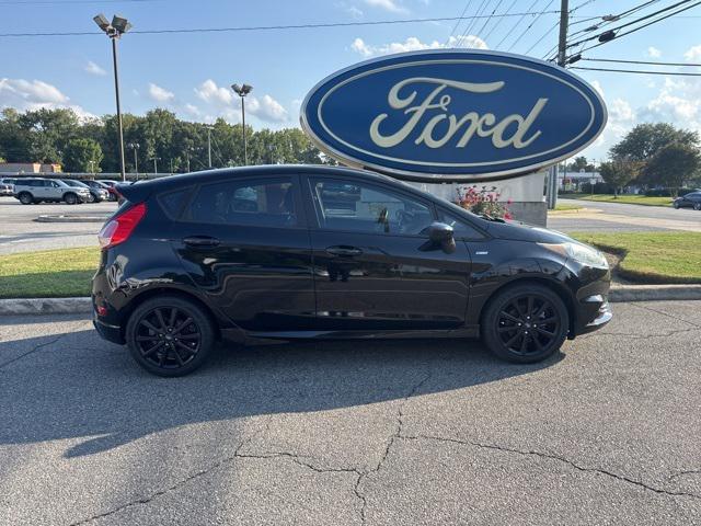 2017 ford fiesta se