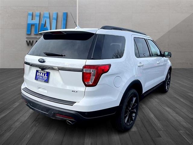 2018 ford explorer xlt