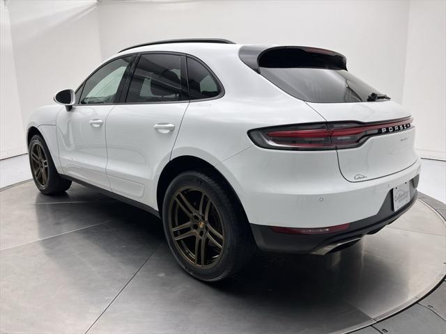 2021 porsche macan base