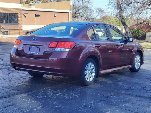 2011 subaru legacy premium