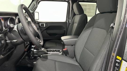 2023 Jeep Gladiator