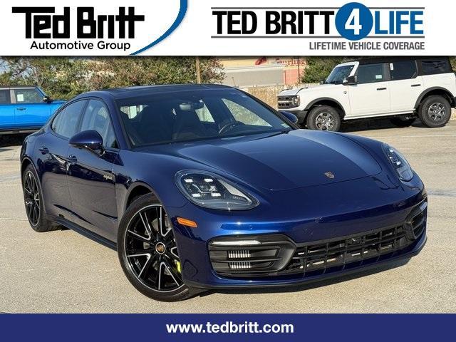 2022 porsche panamera e-hybrid 4