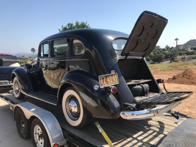 1937 packard sedan
