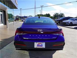 2024 Hyundai Elantra limited