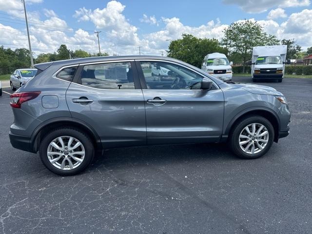 2021 nissan rogue sport s